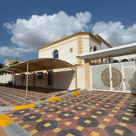 International Abu Dhabi Hostel Dış mekan fotoğraf
