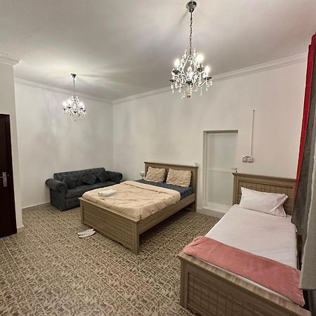 International Abu Dhabi Hostel Dış mekan fotoğraf