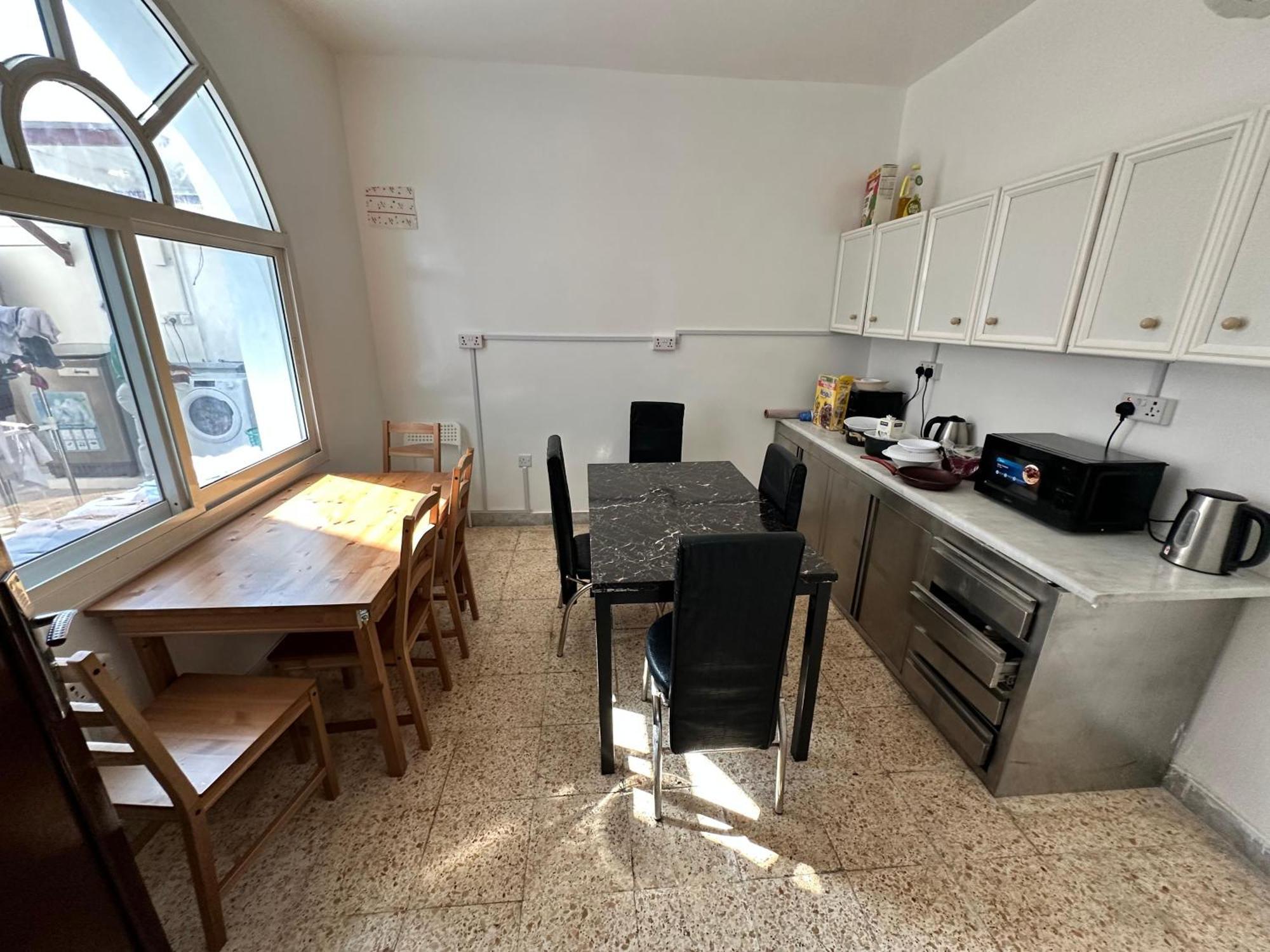International Abu Dhabi Hostel Dış mekan fotoğraf
