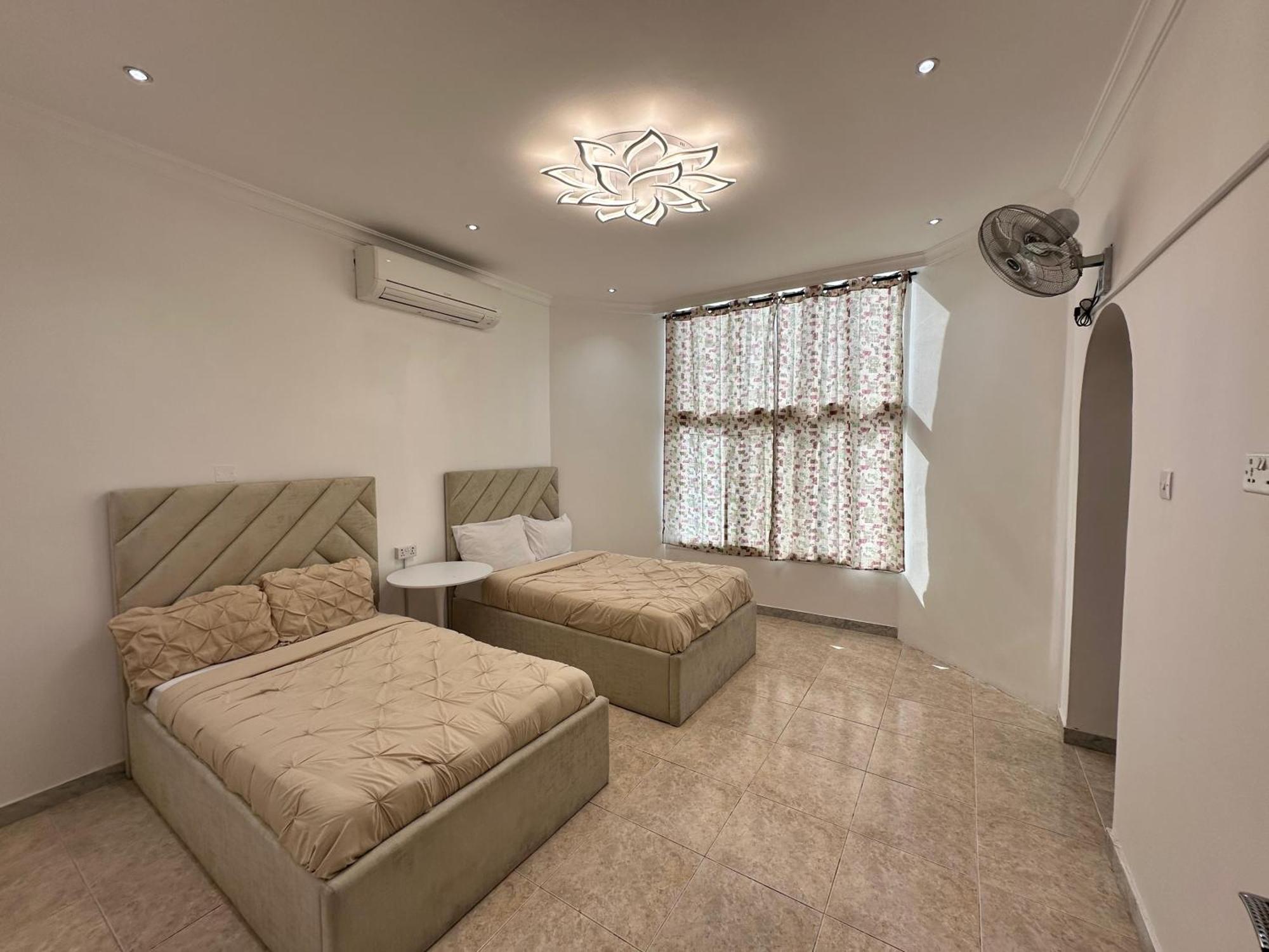 International Abu Dhabi Hostel Dış mekan fotoğraf