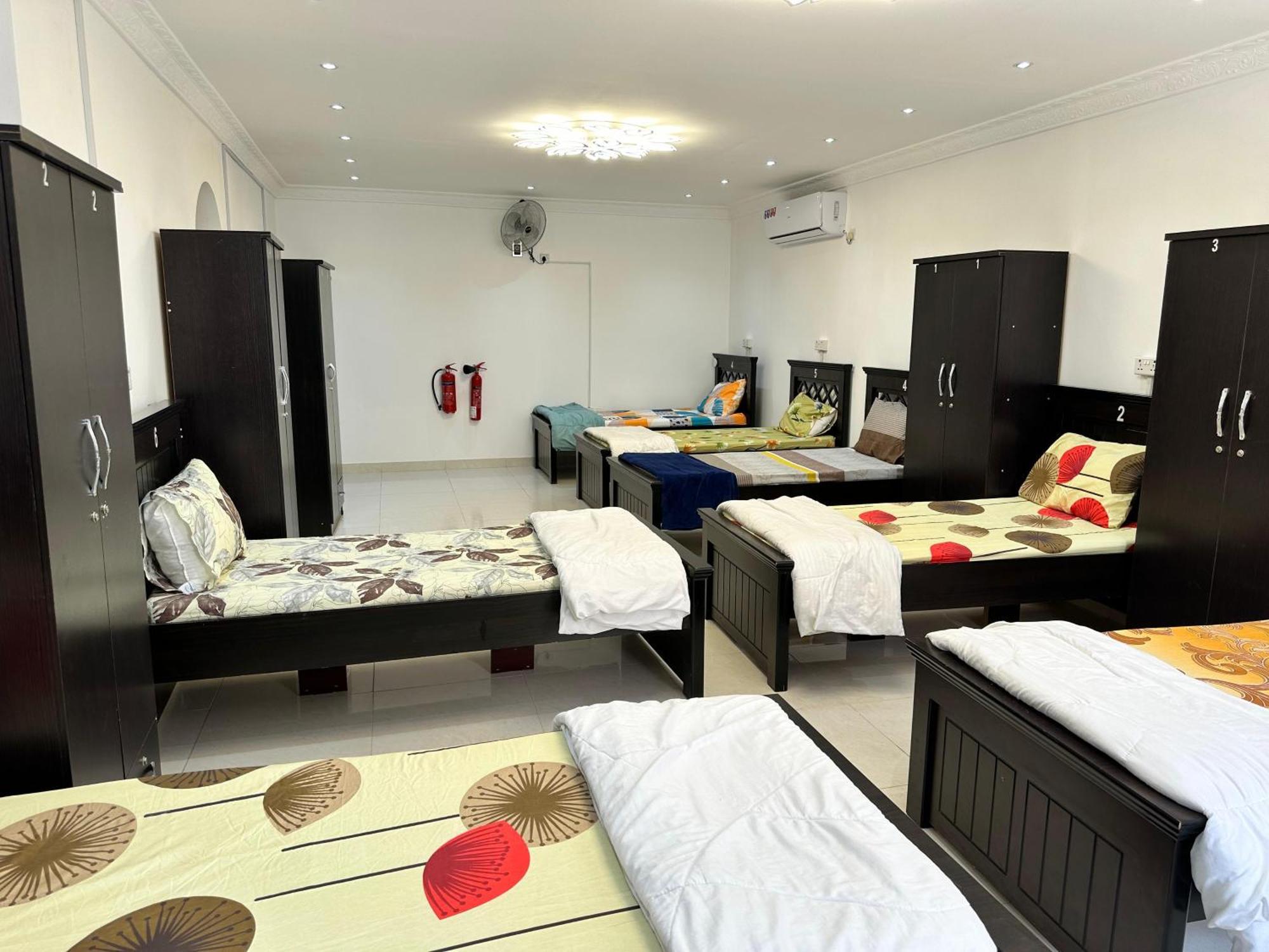 International Abu Dhabi Hostel Dış mekan fotoğraf