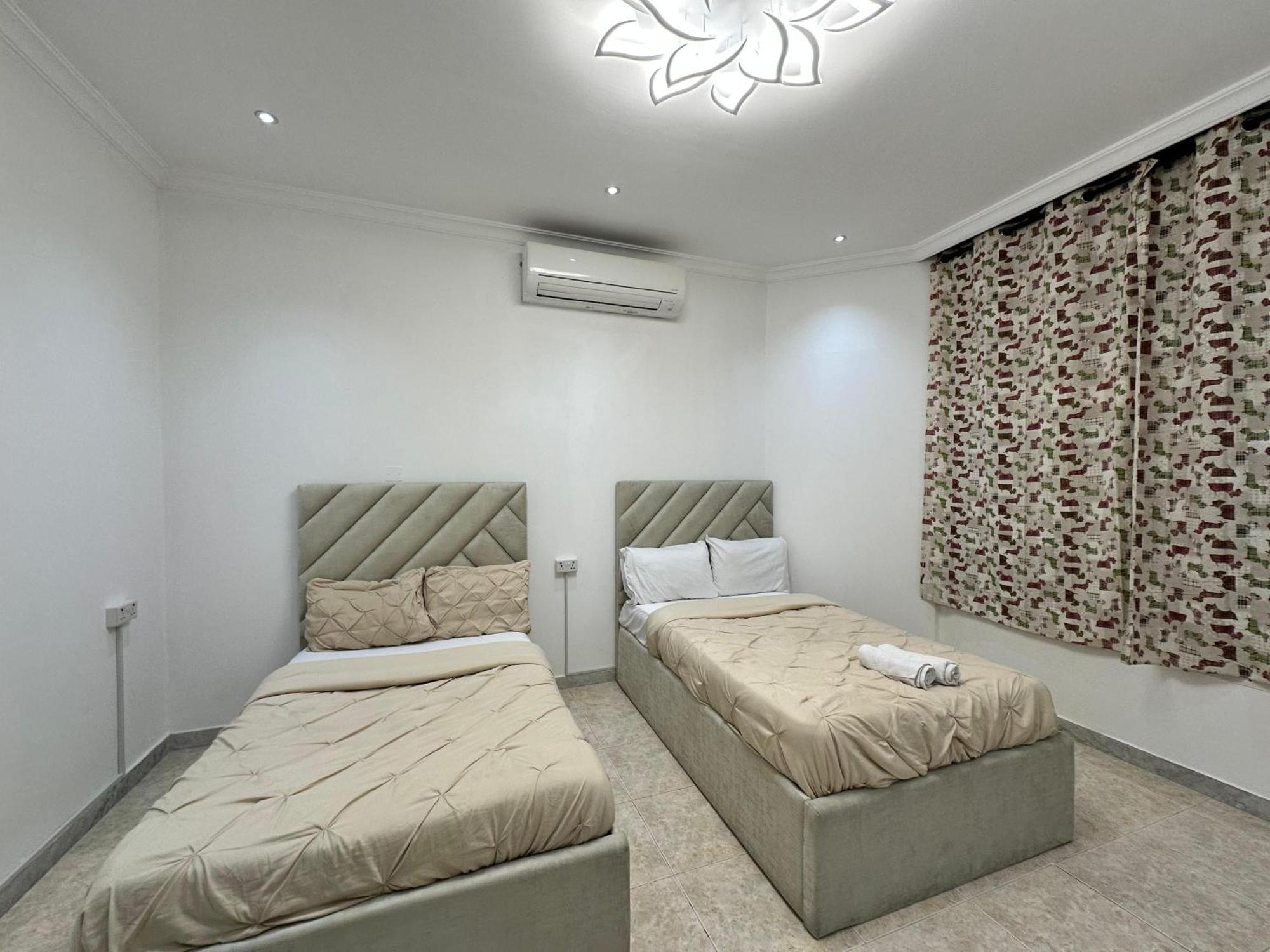 International Abu Dhabi Hostel Dış mekan fotoğraf